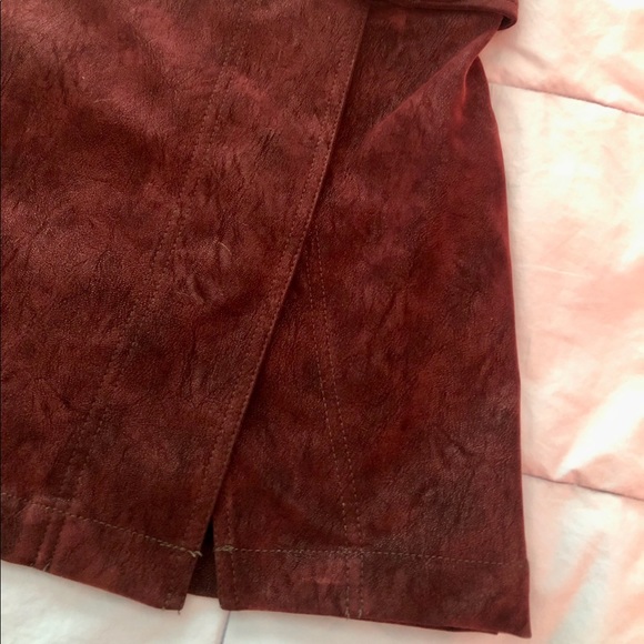 Spring Cleaning and Moving! Declutter time - Picture 2 of 3